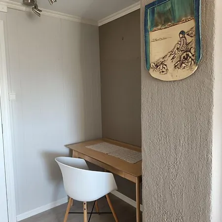 Apartman With Sea View *